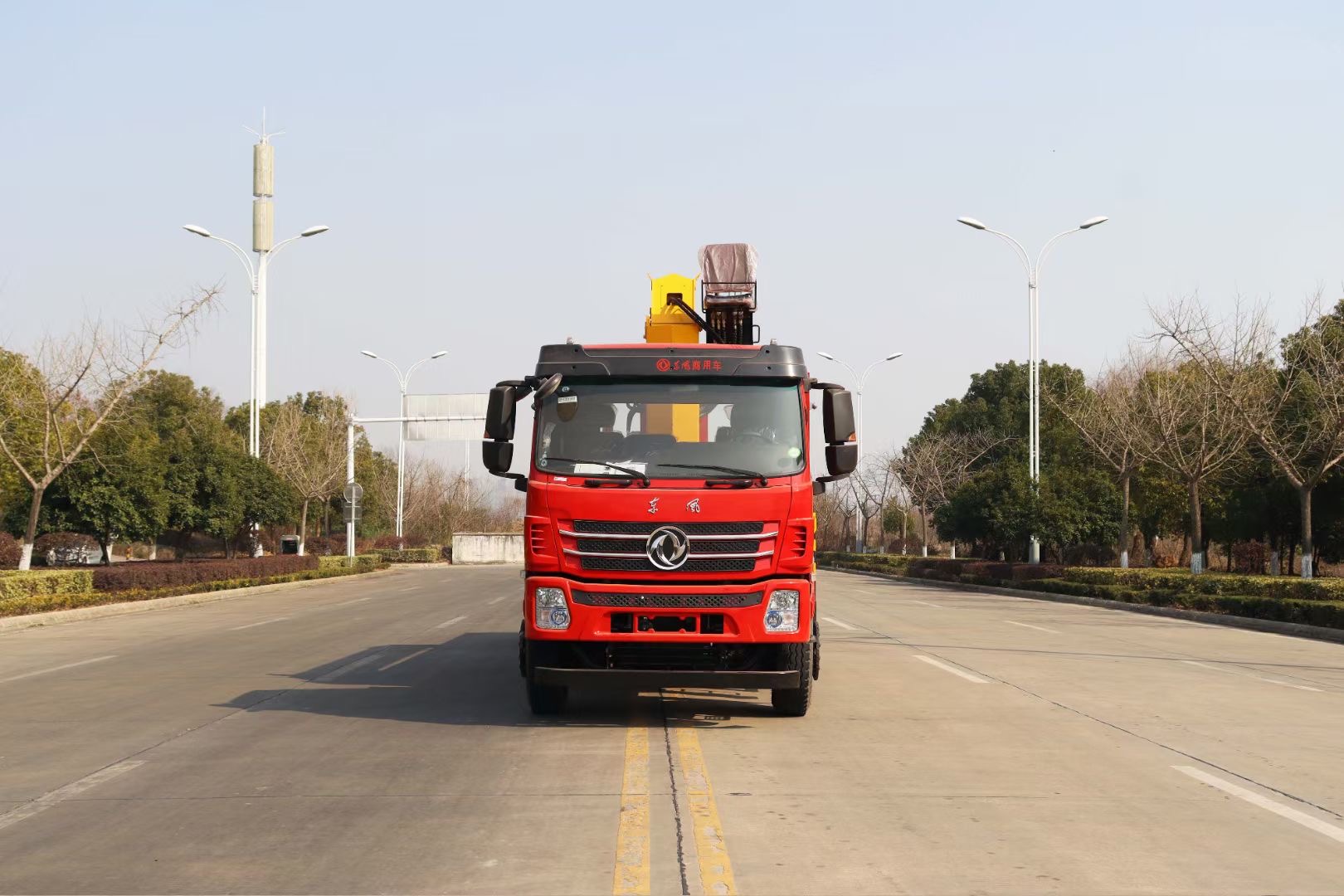 東風(fēng)K5裝大力神10噸5節(jié)隨車吊